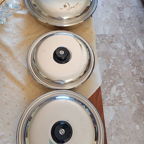 AMC cookware set of 3 stainless steel pots like new