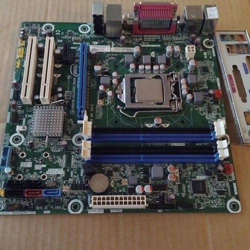 Intel Desktop Board DB75EN motherboard like new, Socket LGA1155