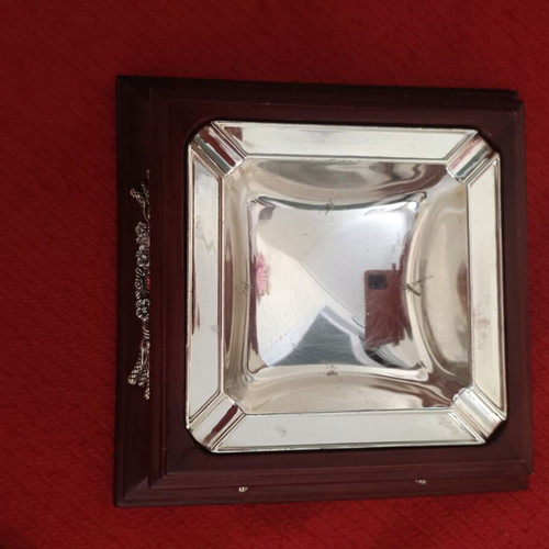 Metal ashtray used with wooden base silver color