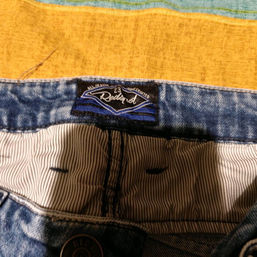 Pull & Bear Red Spot Jean Shorts used, size 29, blue