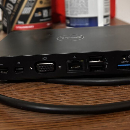 Dell WD15 Docking Station with Genuine Power Adapter like new