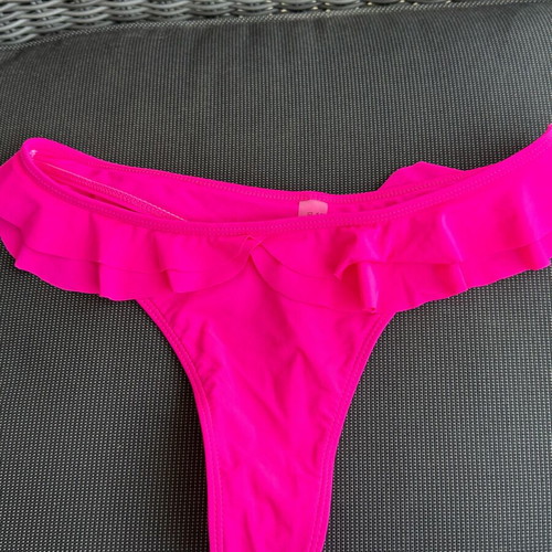Swimwear bottoms size L pink new, set of 3