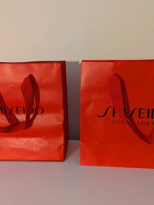Shiseido bags like new pack of 2 small size