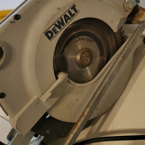 DEWALT D23700 δισκοπρίονο 1750W