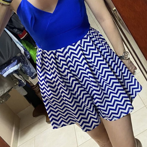 One-piece short jumpsuit woman like new, zipper back, airy