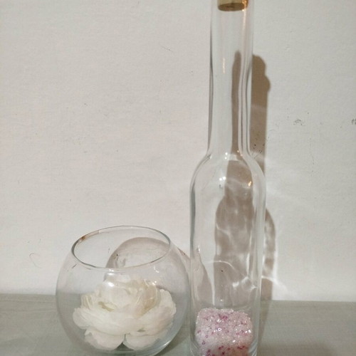 Decorative set of two items like new