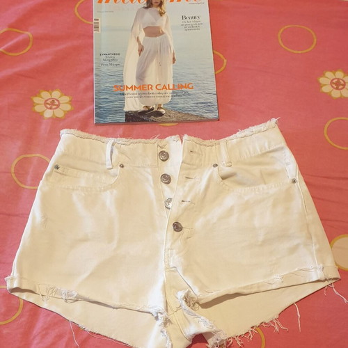 Pull & Bear white shorts, size S / 36 / 8