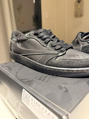 Nike Travis Scott Phantom sneakers size 11