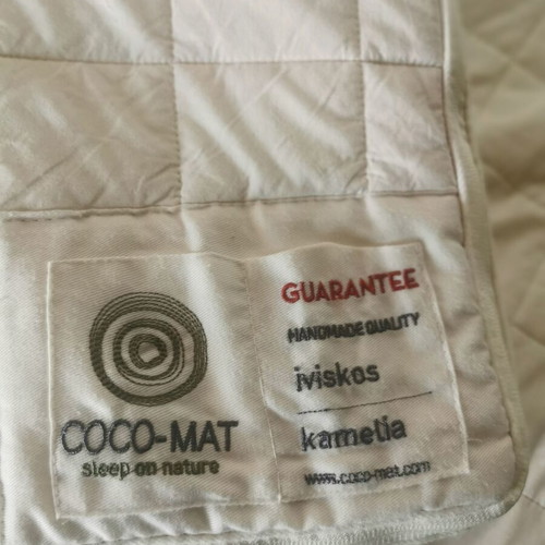 Bunk bed with 2 Coco-Mat mattresses like new, wooden