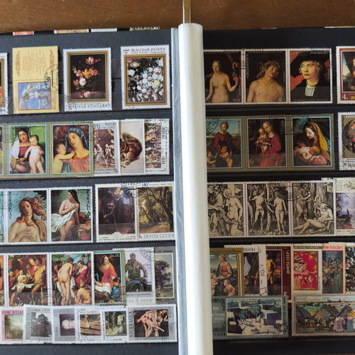 Art Stamp Album like new, A4 16 pages, approx. 500 stamps