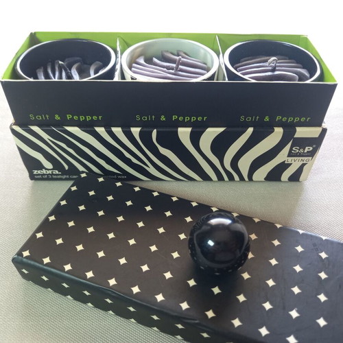 Scented candles in S&P case