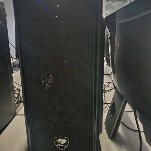 Gaming PC Ryzen 7 8-Core με GTX 1650 Super και οθόνη Dell 24 ίντσες σαν καινούργιο