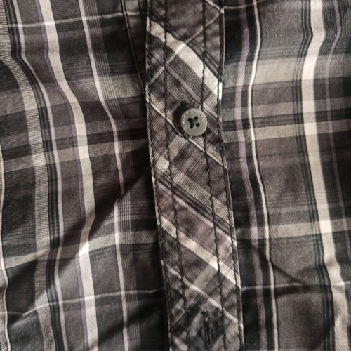 Men's dress shirt used, size L, black and white