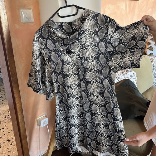 Zara dress medium new, black and white