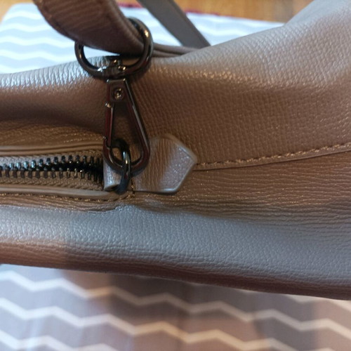 Grey shoulder handbag like new