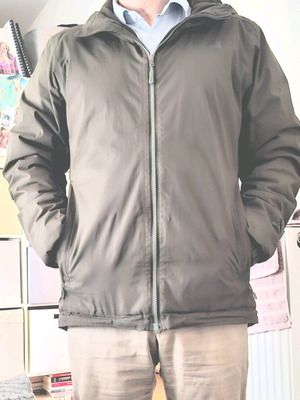 North Face jacket thick lining like new, size Medium, brown and green