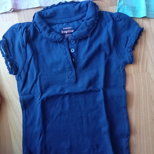 Girls' short-sleeve shirts used, size 3-4 years 98-104 cm