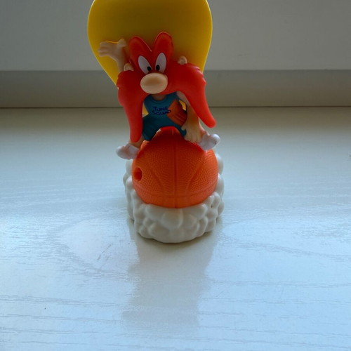 Yosemite Sam figure from McDonald’s Happy Meal used, Looney Tunes Space Jam 2020, 2 pieces