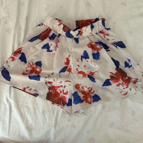 Semi-transparent white floral shorts like new, size S-M