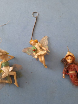 Hanging decorations used, pack of 3 old