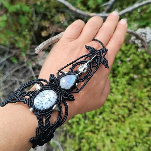 Macrame slave bracelet with dendritic agate and rainbow moonstone, new