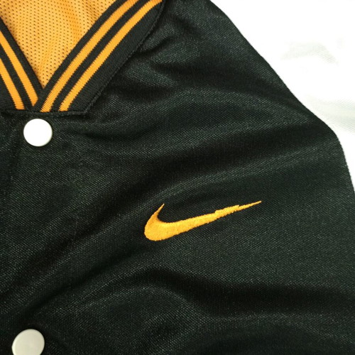 Vintage Nike short-sleeve shirt size M used