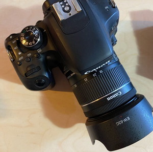 Κάμερα DSLR Canon 800D