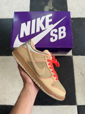 Nike Dunk SB Som Tum sneakers, beige, size 42.5