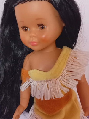 Famosa Nancy Pocahontas Doll Like New
