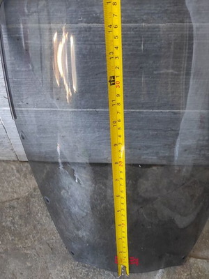 Givi windshield 40cm for TDM 900 like new, slightly tinted