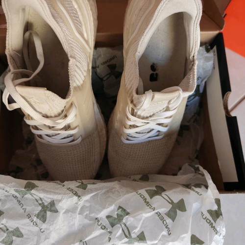 Adidas shoes used, size 41.5, white, athletic style