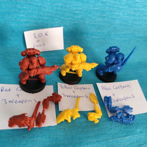 Space Crusade MB Captains like new, pack of 3 with weapons
