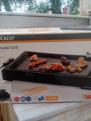 Teppanyaki Grill new with removable non-stick aluminum plate