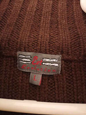 Evolution brown sweater used, size Large