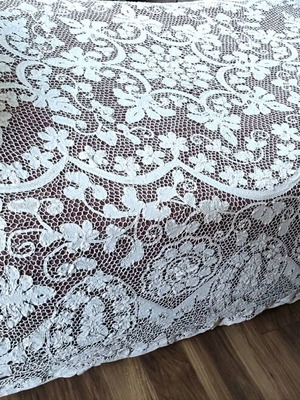 Κουβερτούρα χειροποίητη με τεχνική φριβολίτε, καινούργια, βαμβακερό νήμα, εκρού