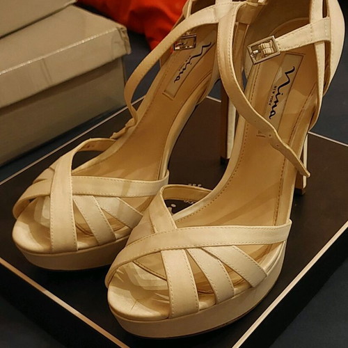 Nak Vina New York shoes platform sandals size 40 new ivory