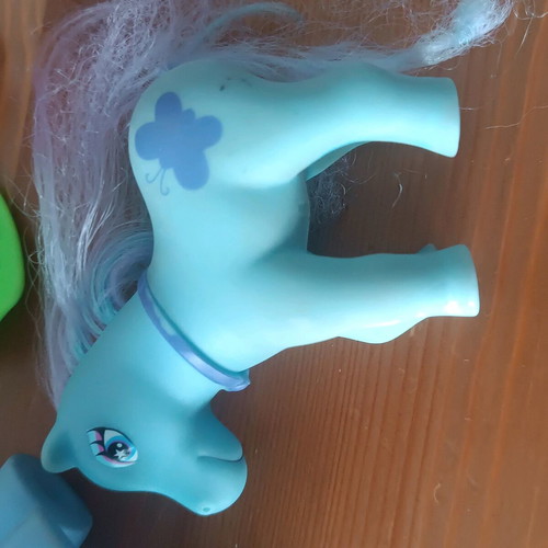 Ponies used, set with small blue Simba toys