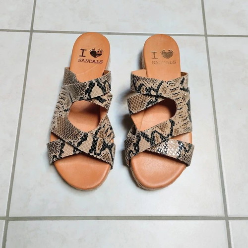 Animal Print Sandals I Love Sandals size 36 new, comfy summer style