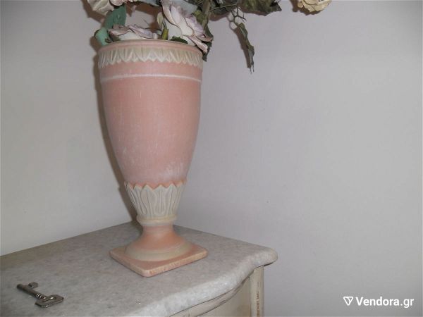  keramiko vazo somon