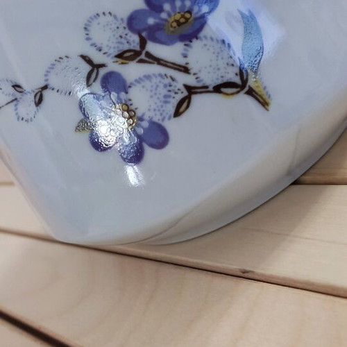 Vintage porcelain teapot like new