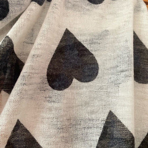 S.Oliver scarf like new, white with large gray hearts