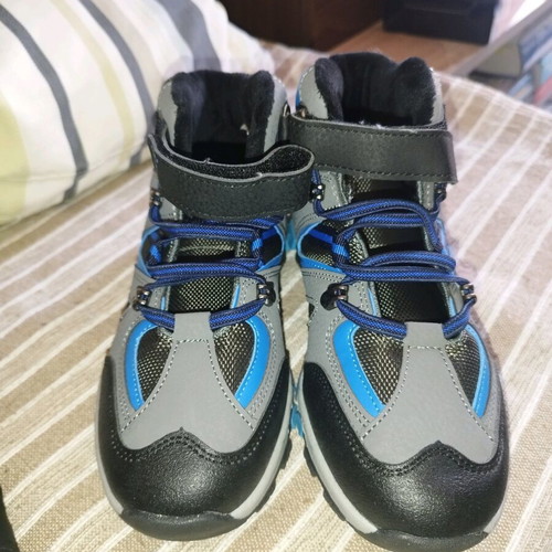 LCW STEPS boys' trekking shoes size 33 new