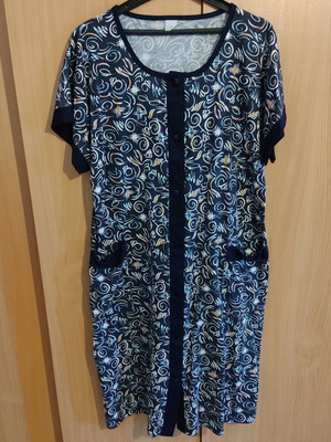 Women's dress size Large like new