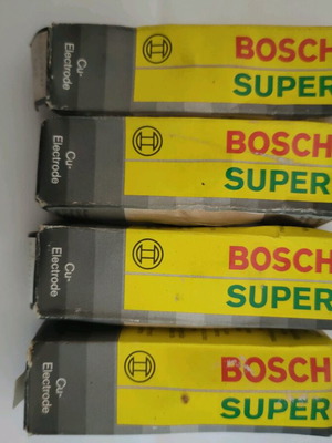 Bosch F5DC spark plugs new, 4 pieces for Fiat Audi Alfa Lancia Seat Ford
