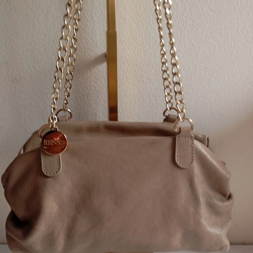 Red Valentino Garavani leather shoulder bag like new, beige, 28x17 cm