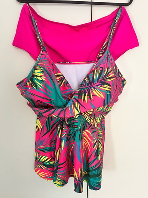 Shein swimsuit like new, colorful, size L