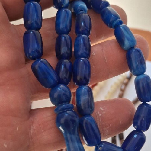 Set of 6 new plastic resin worry beads