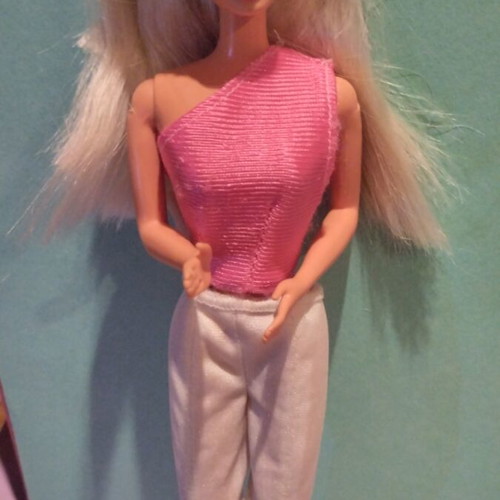 Barbie vintage doll blue eyes used with eyebrow defect