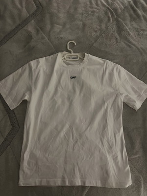 Off White T-Shirt like new, size M, white
