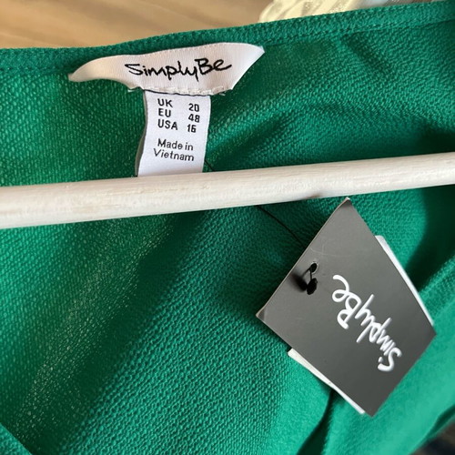 Simply Be 4XL green top new with tags